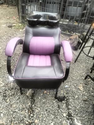 Salon Sinks F - main view