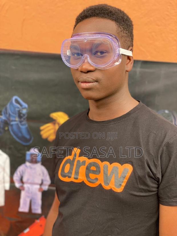 Clear Safety Goggles With Straps - thumbnail 4