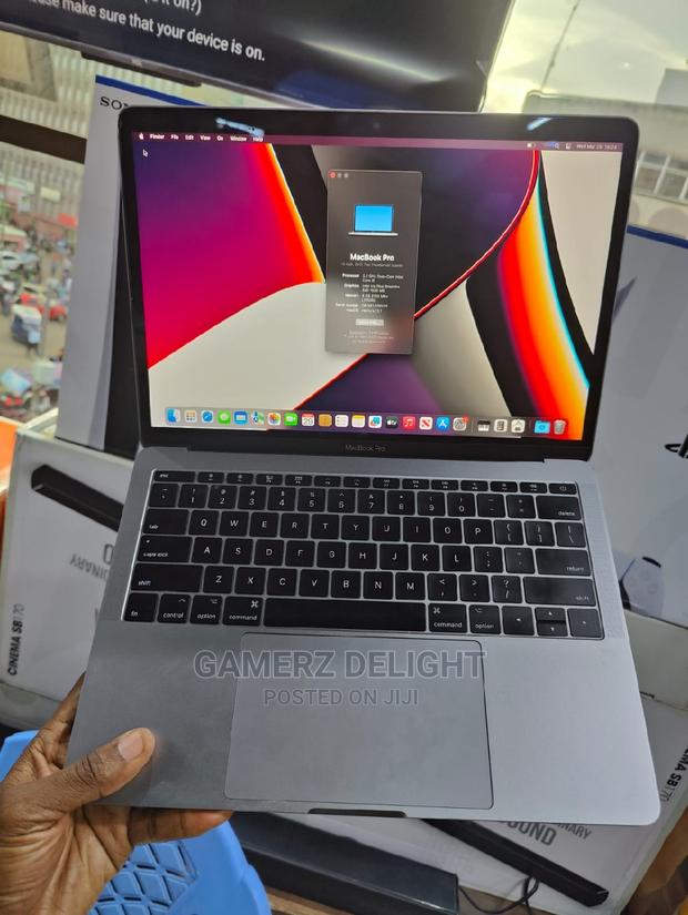 Laptop Apple MacBook Pro 2017 8GB Intel Core I5 SSD 256GB - main view