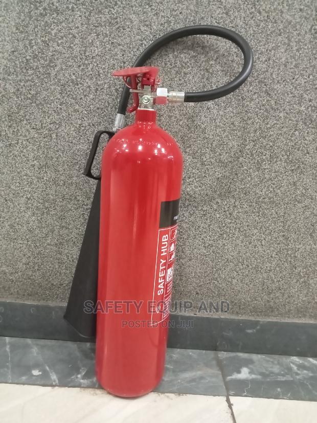 Carbon Dioxide Fire Extinguisher (Co2) - thumbnail 3