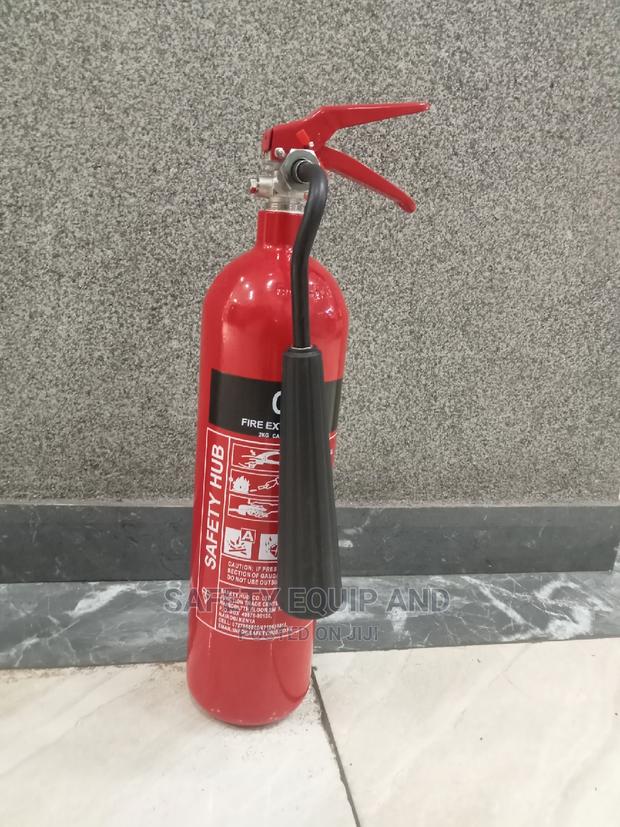 CO2 Fire Extinguisher - 2kgs Available - thumbnail 2