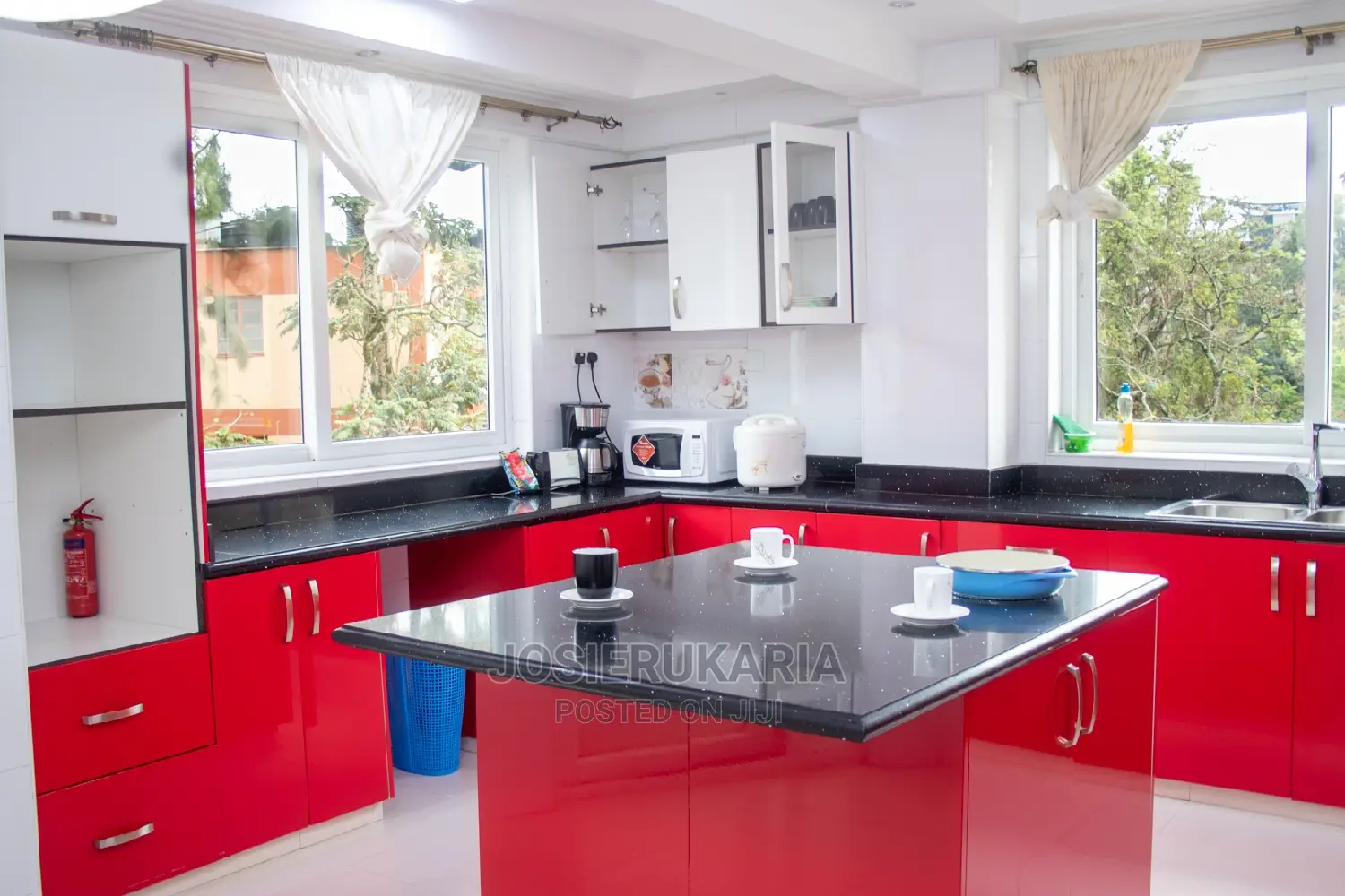 Furnished 4bdrm Apartment in Westland, Westlands for rent