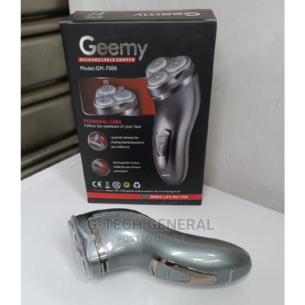 Geemy Professional Rechargeable Beard Trimmer And Smoother - main view