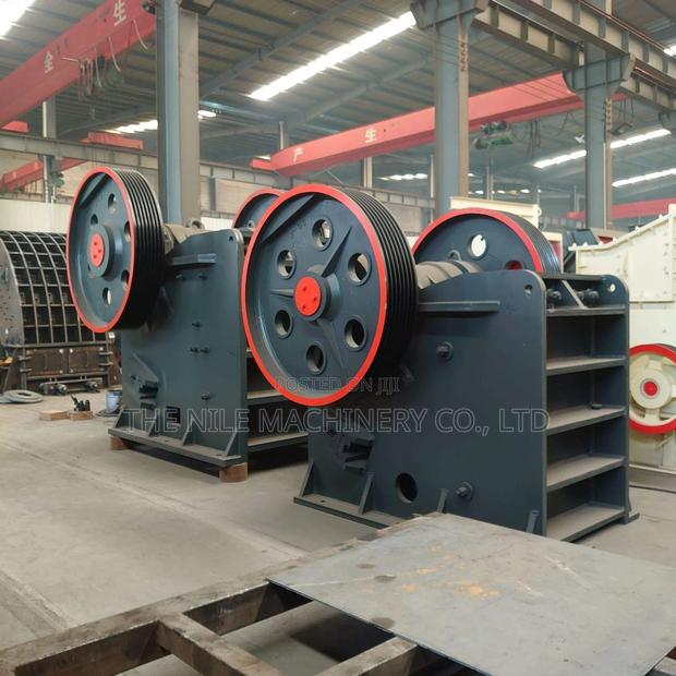 Simple Structure Jaw Crusher - main view