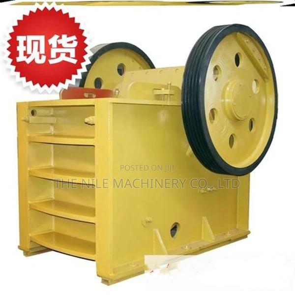 Jaw Crushers With High-Capacity Crushing - main view