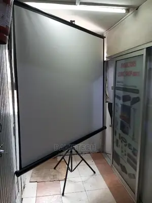 Tripod Projection Screen for Sale