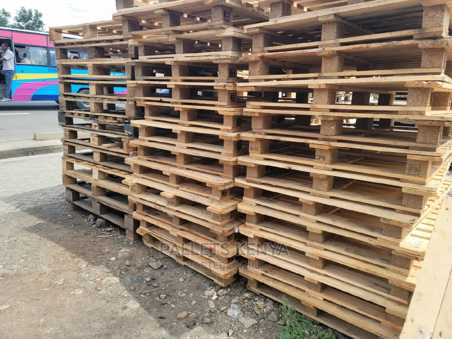 Wooden Pallets- HTBB