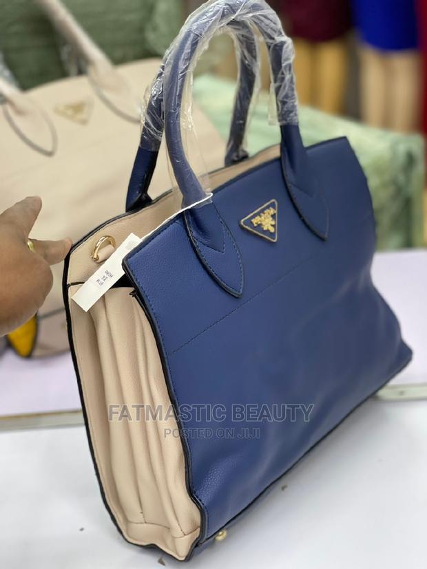 Designer Handbag - thumbnail 2