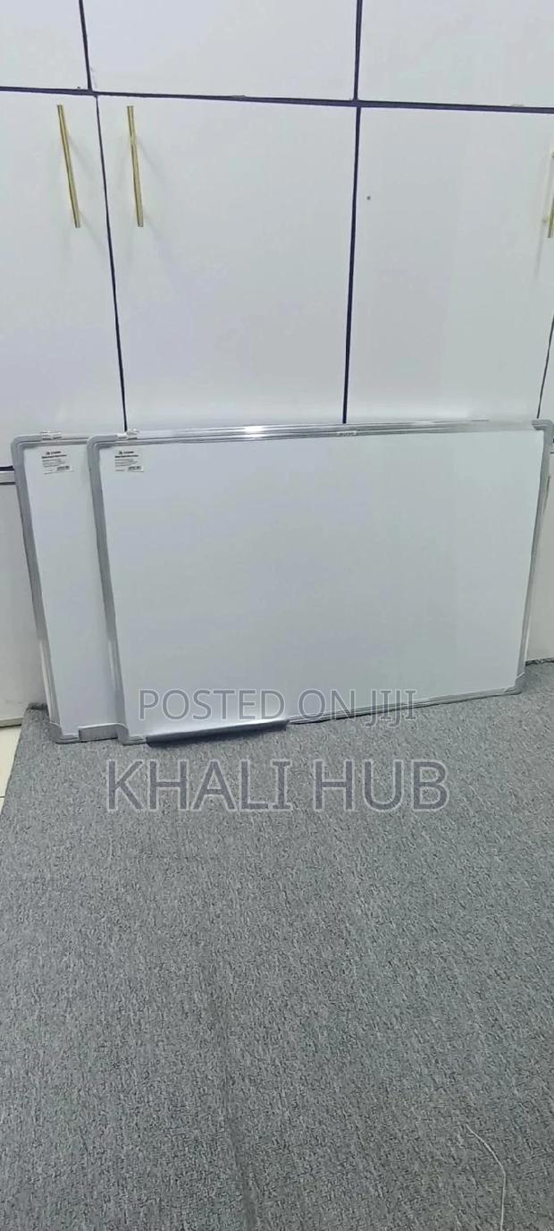 Whiteboard 3 by 2ft/90 by 60cm - main view