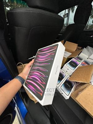 New Apple iPad Pro 11 (2022) 256 GB Silver