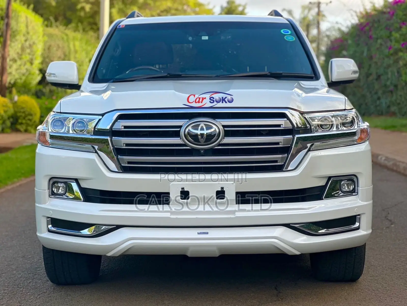 Toyota Land Cruiser 4.5 V8 VXR 2016 White