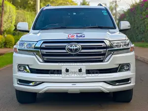 Toyota Land Cruiser 4.5 V8 VXR 2016 White