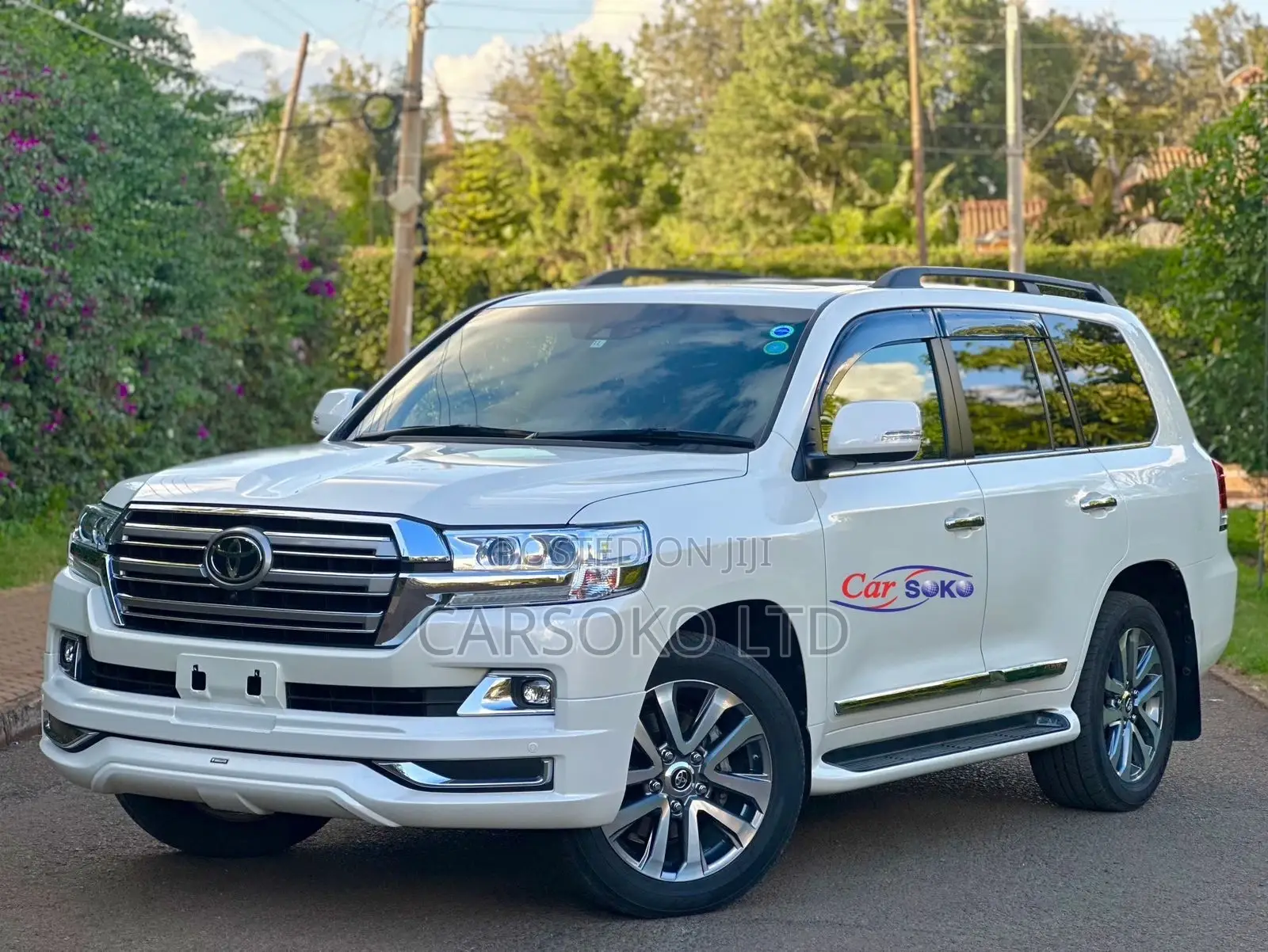 Toyota Land Cruiser 4.5 V8 VXR 2016 White