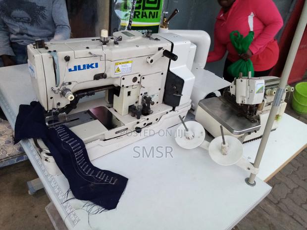 Sewing Machine. - thumbnail 2