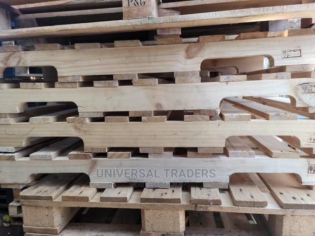 Frame Wooden Pallets - thumbnail 2