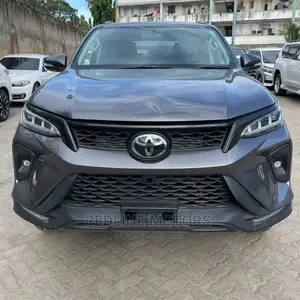 Toyota Fortuner 2016 Gray