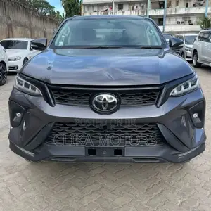 New 2016 Toyota Fortuner in Gray: Affordable SUV Deal