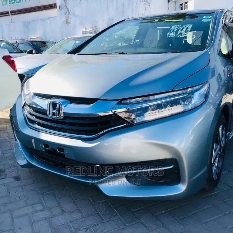 Honda Fit Shuttle 2016 Gray