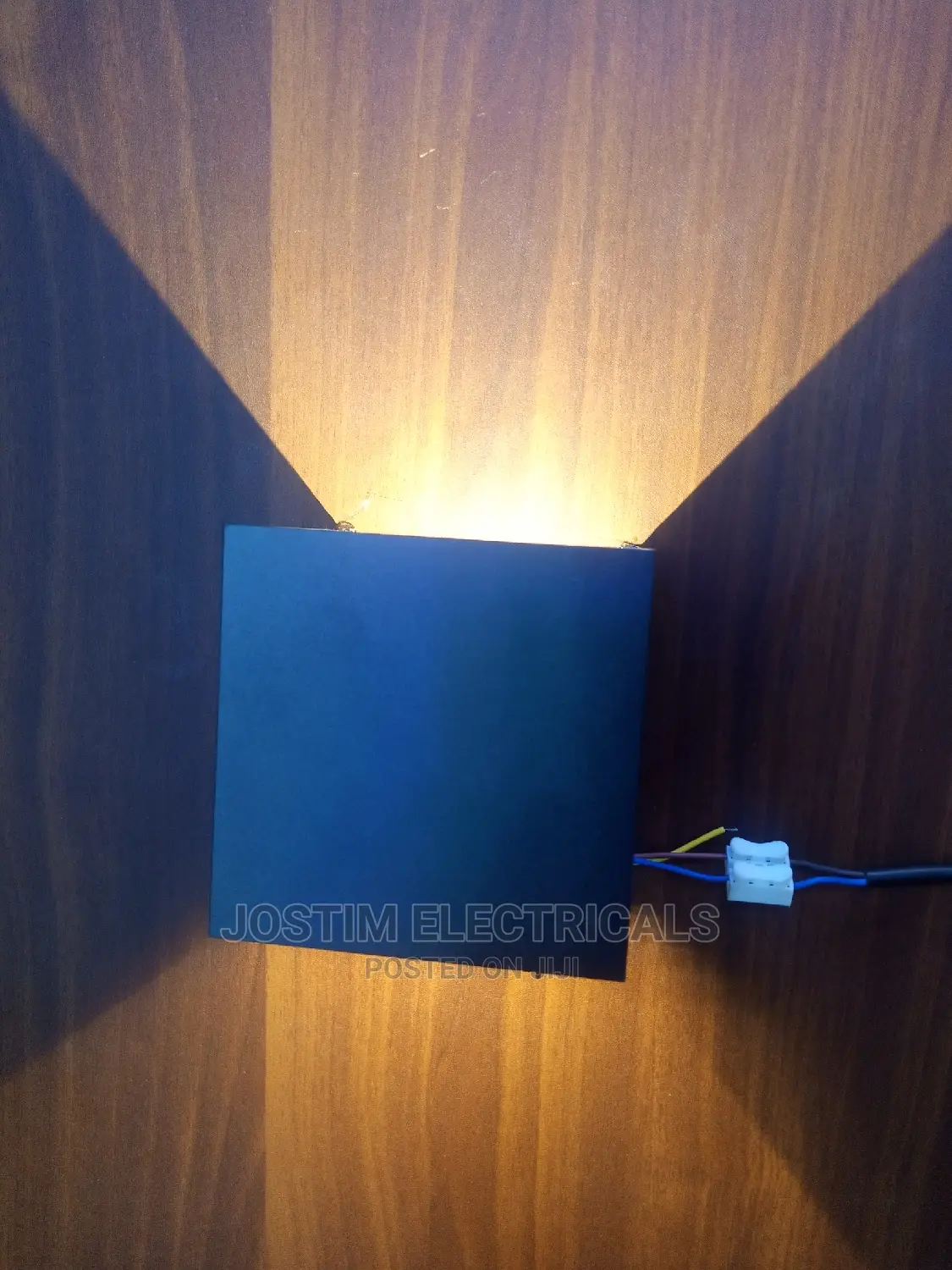 Led Wall Brackets Black in Colour