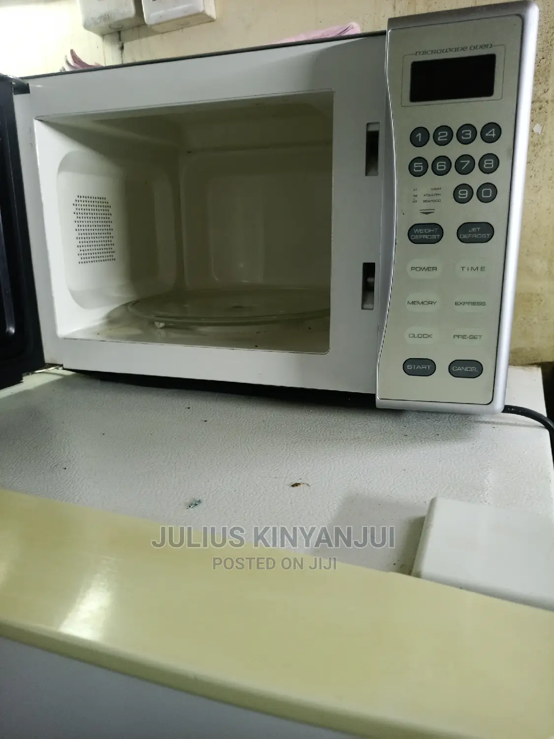 Microwave Oven