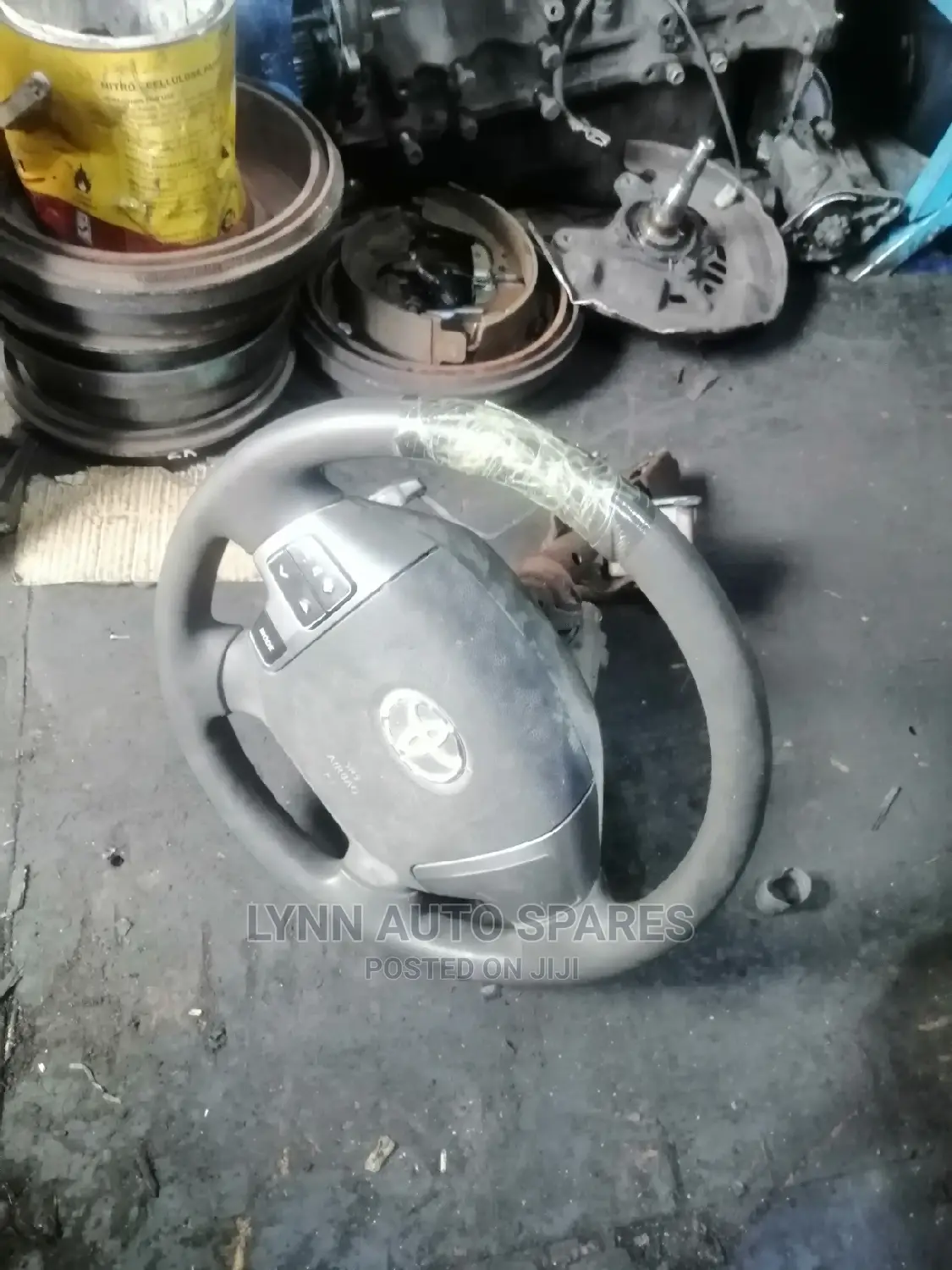 Toyota Hiace 9l Steering Wheel