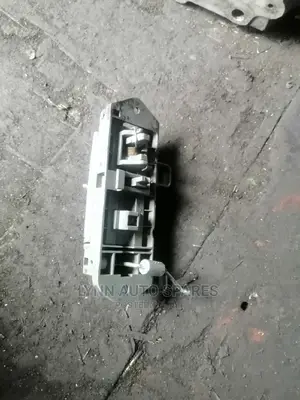 Toyota Hiace Inner Lock Sliding Door