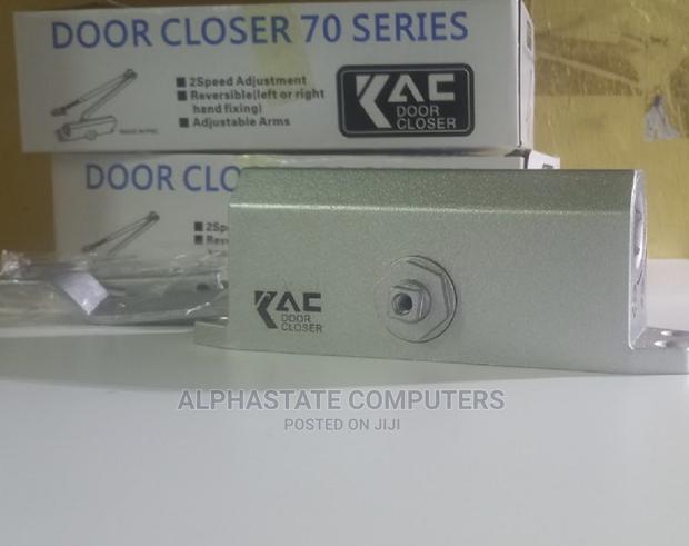 Metallic and Aluminium Door Closer