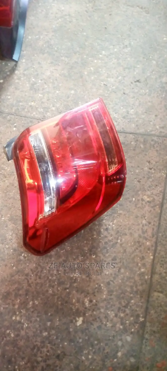 Axio 2015 Taillight