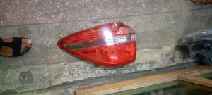 Crown 2008 Taillight