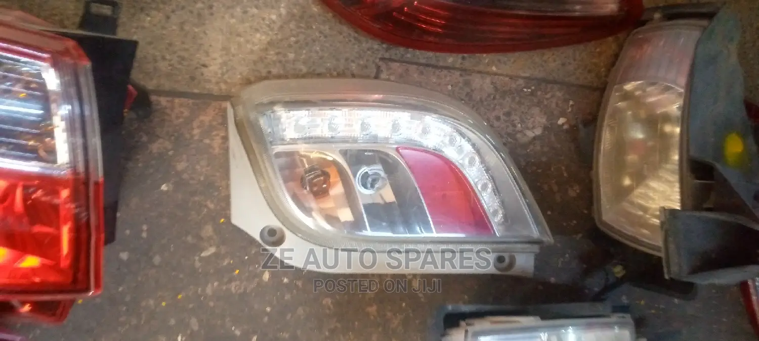 Daihatsu Mira Backlight