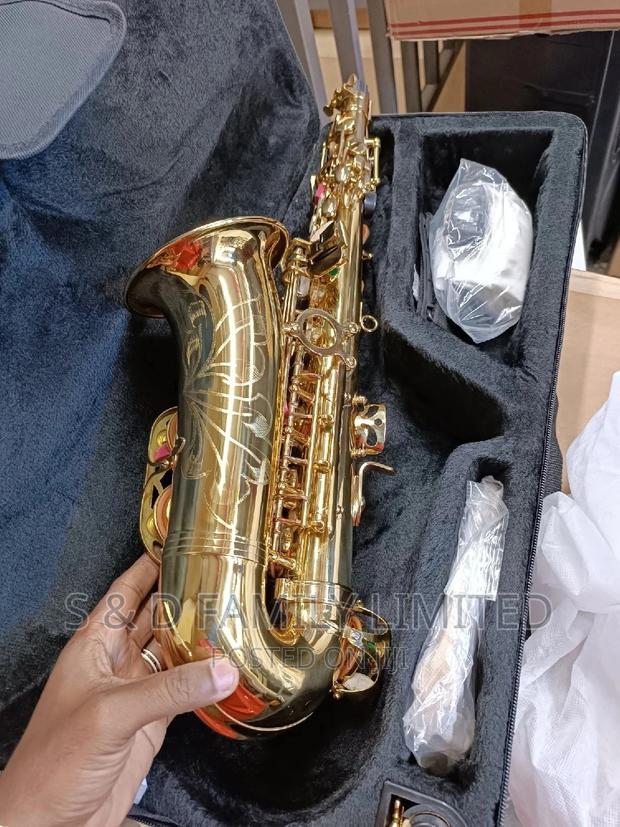 Suzuki Professional Alto Saxophone Gold - thumbnail 3