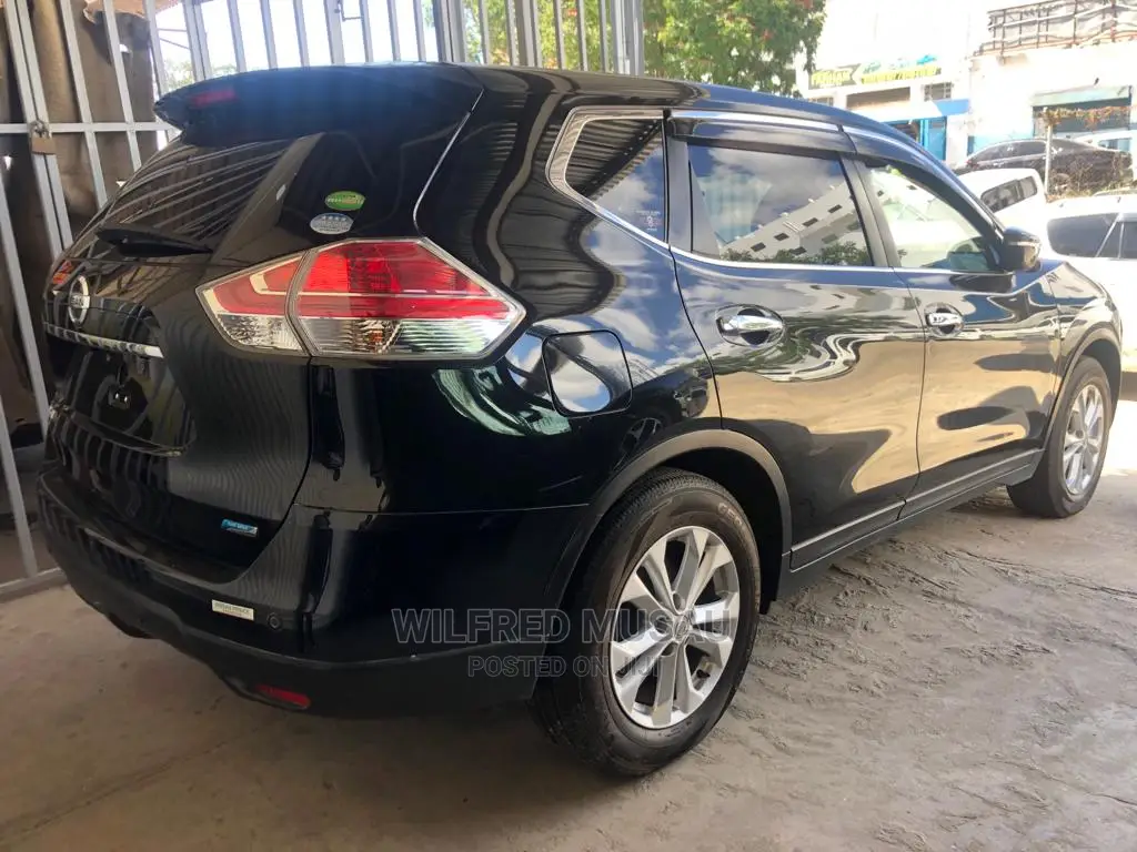 Nissan X-Trail 2015 Black