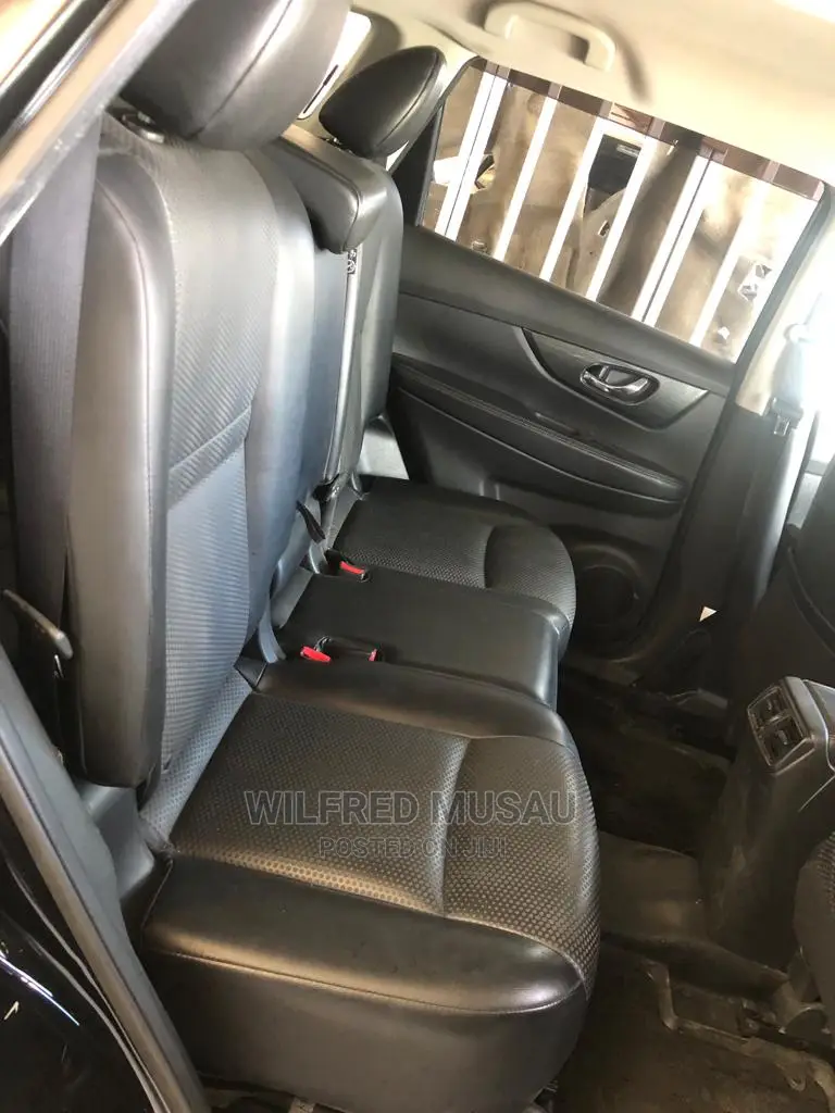 Nissan X-Trail 2015 Black