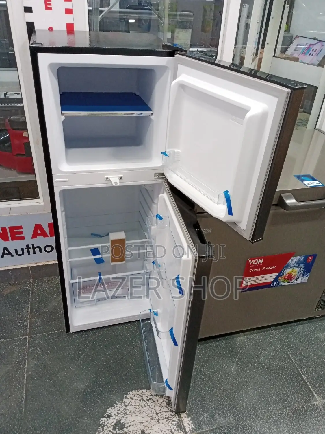 Von VART-18DMS Double Door Fridge 138L - Silver