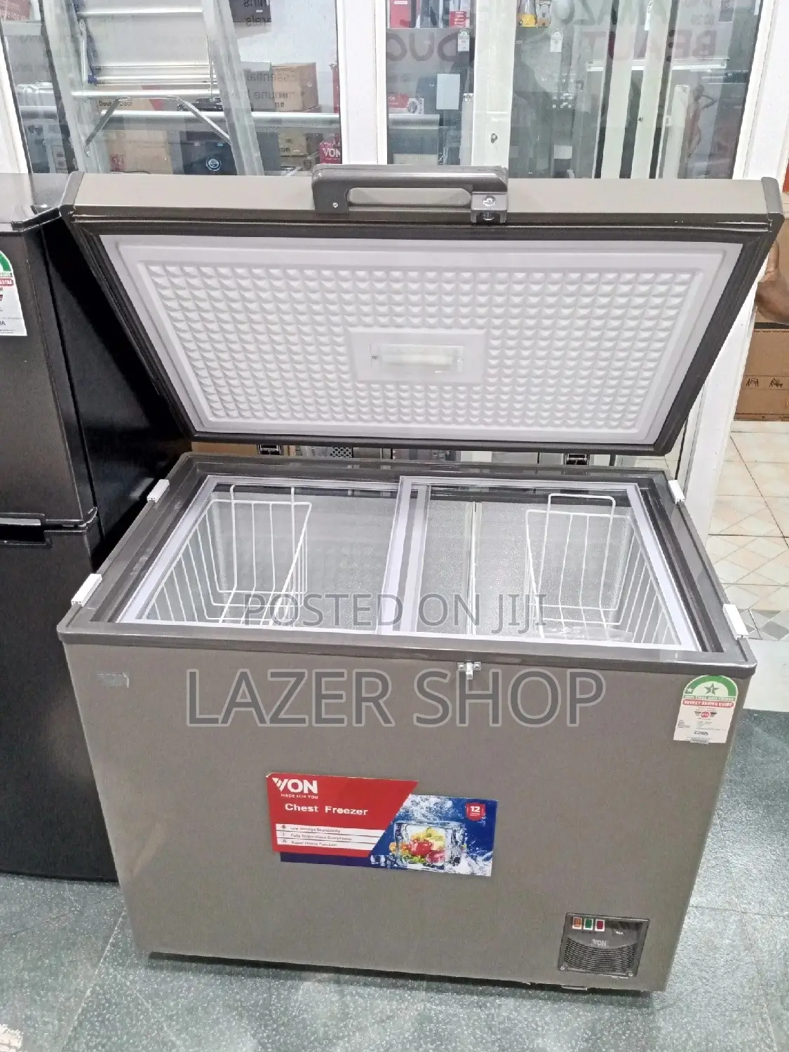 Von VAFC-33DUS Showcase Freezer, 213L - Grey
