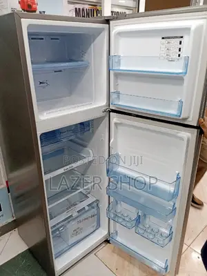 Samsung, Top Mount Freezer Refrigerator 253L - Silver