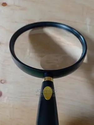 Hand Held Magnifier 110mm 13×