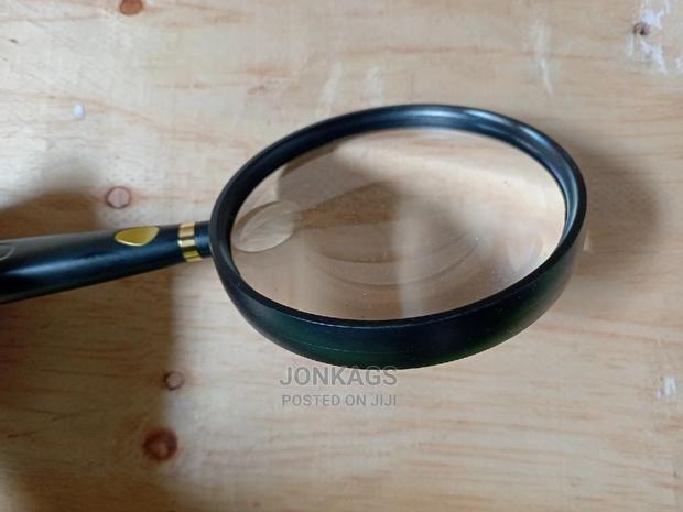 Hand Held Magnifier 110mm 13× - thumbnail 6