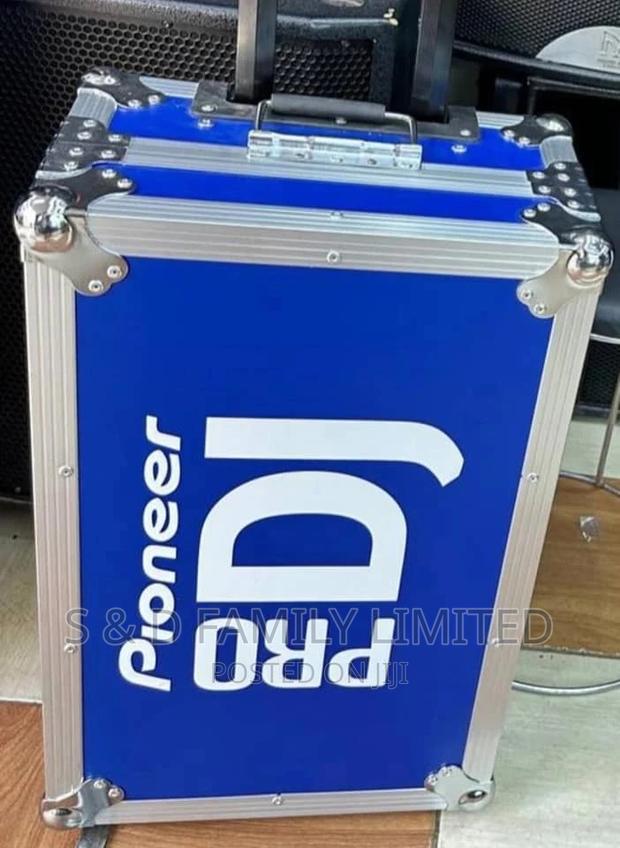 Pioneer Ddj Rev1plus Flight Caseplus DJ Headphone. - thumbnail 3