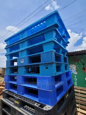 Blue Plastic Pallets. HD