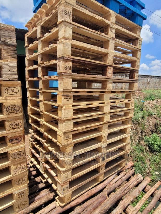 4 by 3ft Wooden Pallets - HT - main view