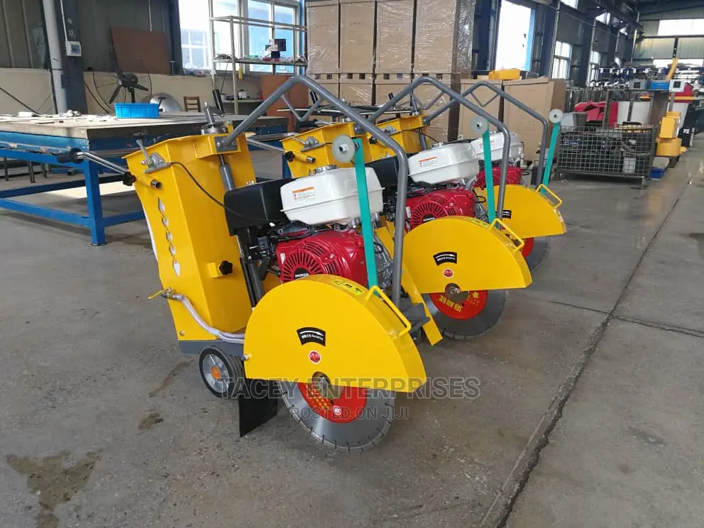 For Hire: Concrete/ Asphalt Cutter With Operator