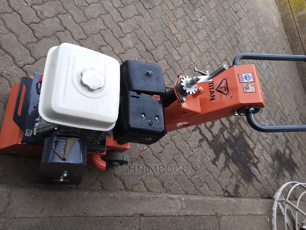 Concrete Scrabbler/Scratifier - thumbnail 2