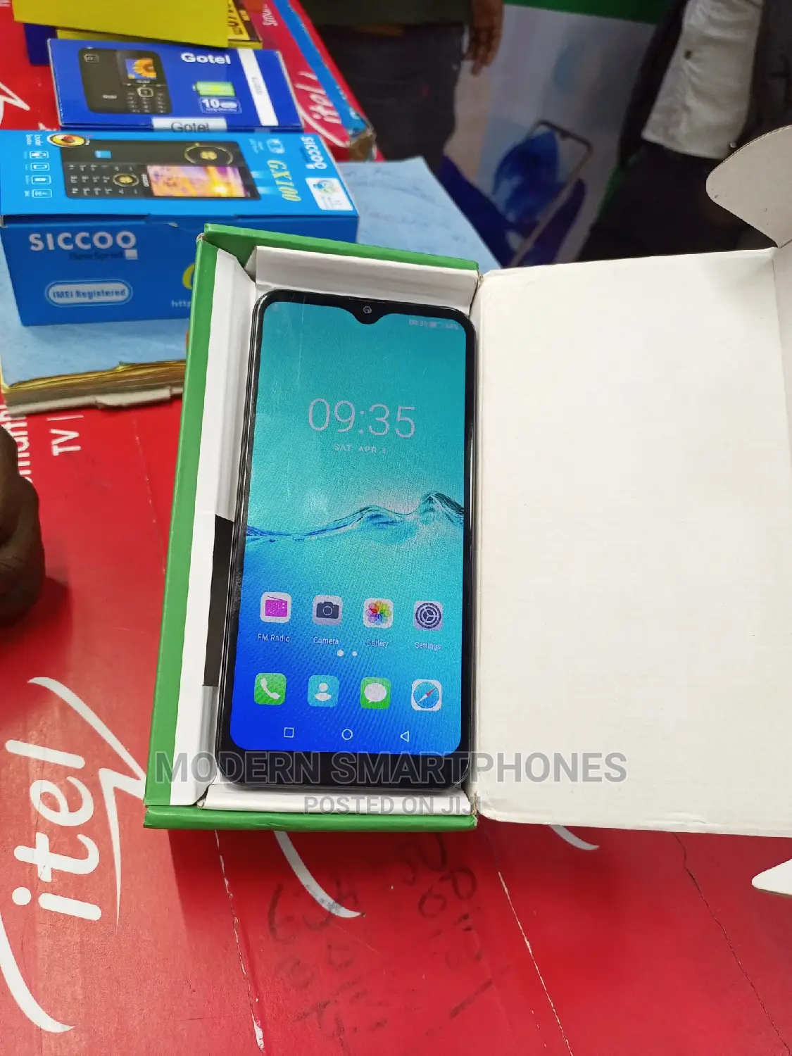 Mobile Phone 8 GB Gray