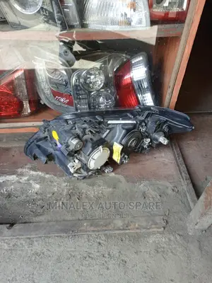 Lexus Rx350 Zenon Headlight