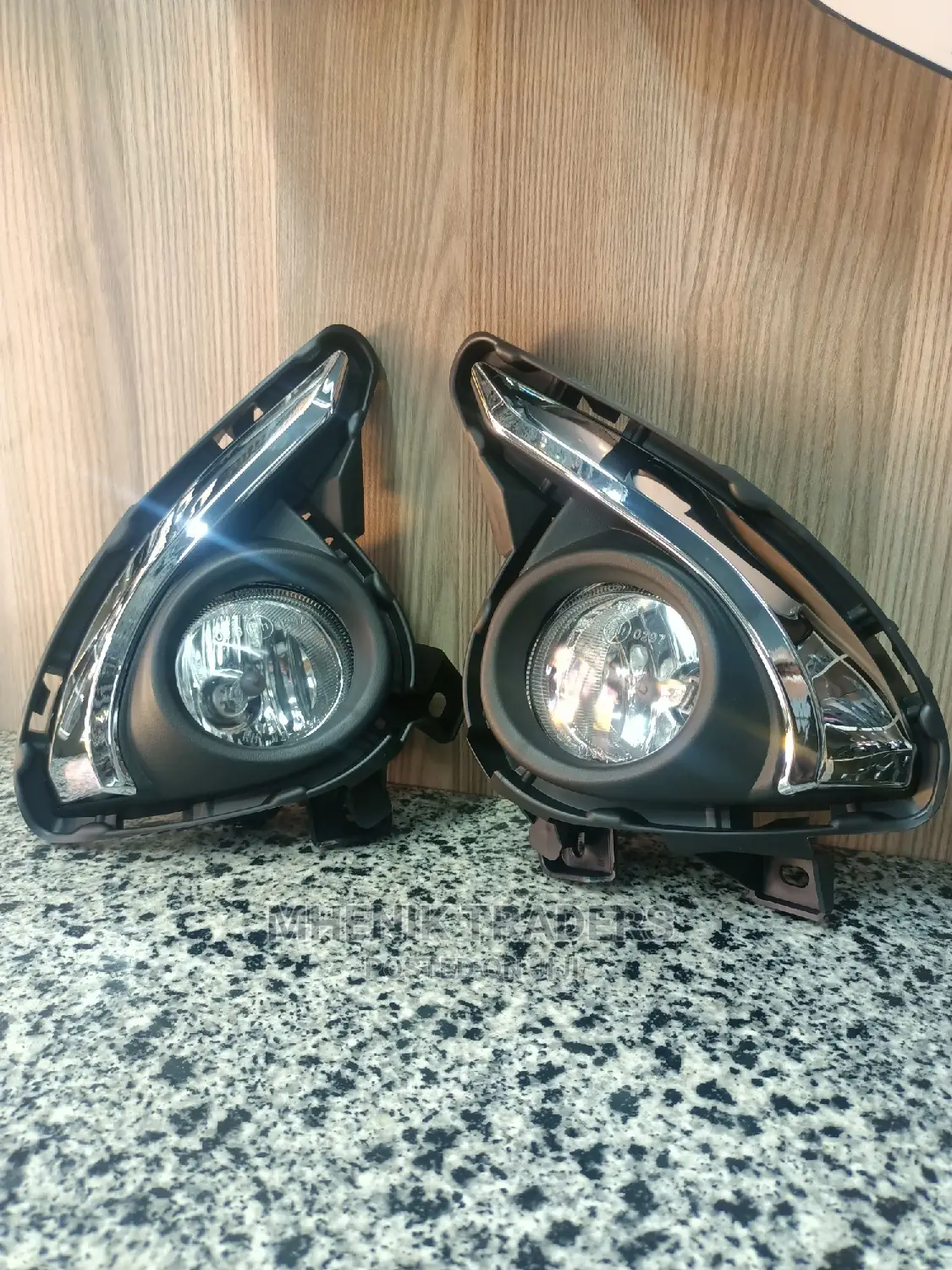 Demio Fog Light