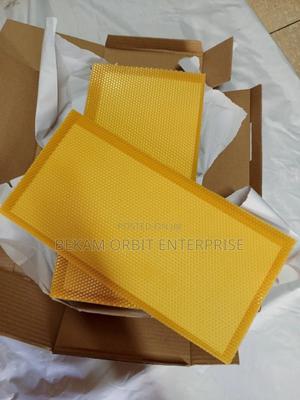 Suitable Essential Bee Wax Sheet - main view