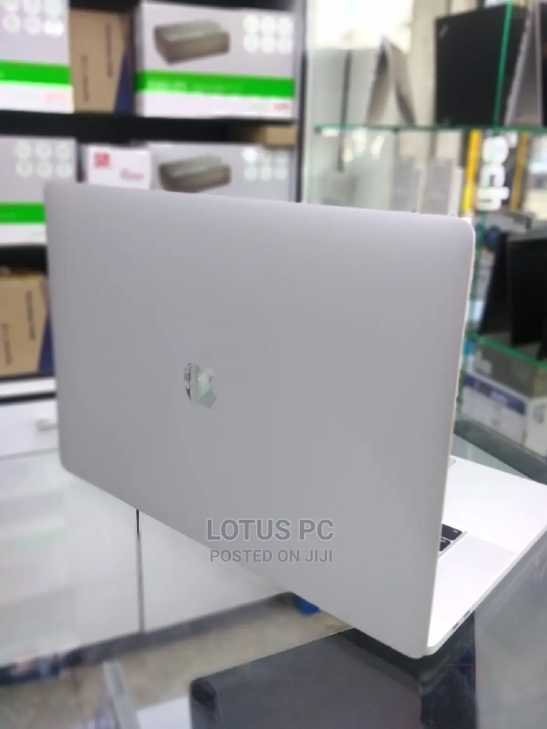 Laptop Apple MacBook Pro 2019 16GB Intel Core I9 SSD 1T