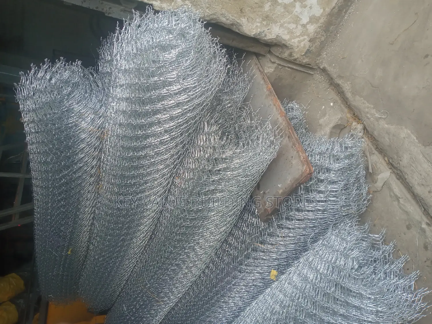 Heavy-Duty Galvanized Chainlinks