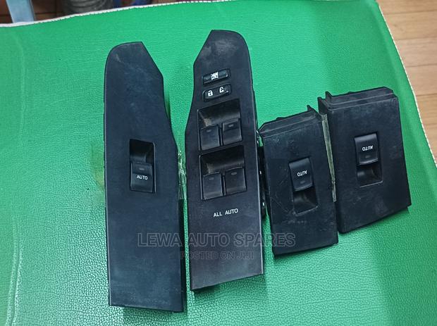 Main Switch Toyota Auris 2014 Model